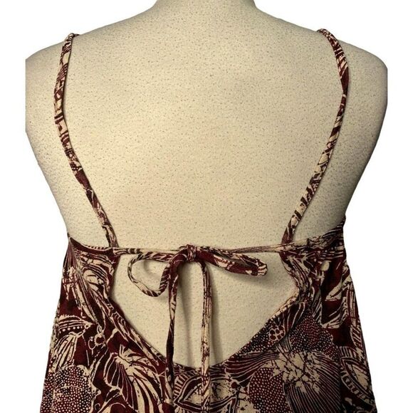 Urban Outfiters Batik Print Halter Top Generous XS Burgundy Tan Rayon NEW - Picture 4 of 6